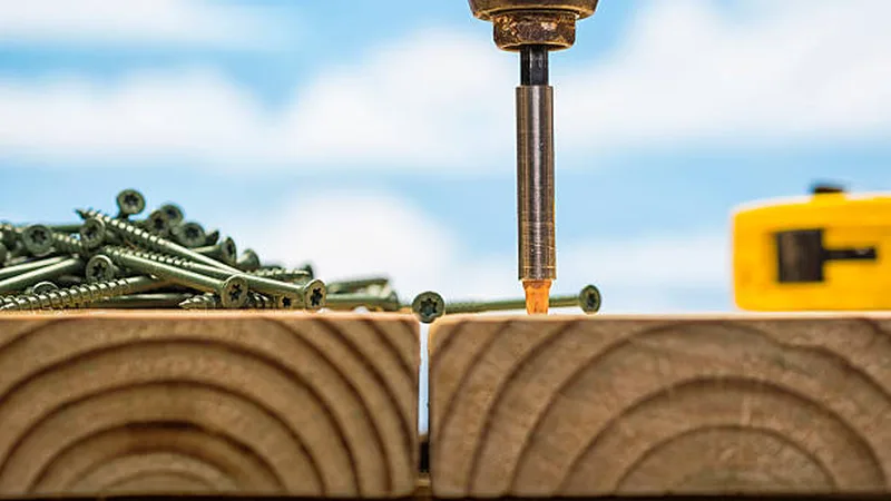 Best Fasteners for Deck Builders | Fastener Guide